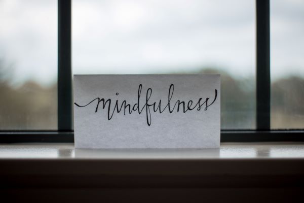 Mindfullness card in window